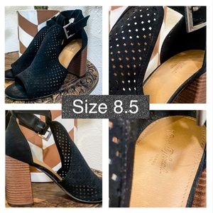 Size 8 - Black block heels from Universal Thread